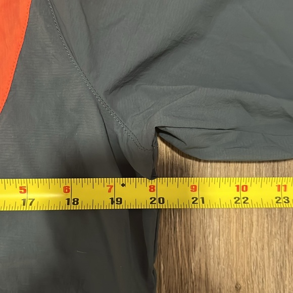 L.L. Bean Quarter Zip Wind Breaker - Picture 8 of 11